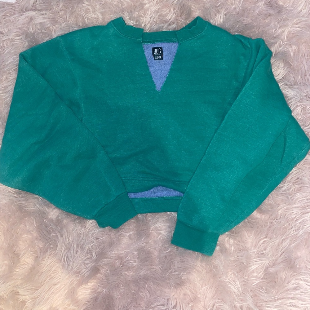 Urban Sweater NWOT